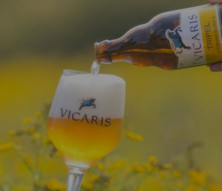 Vicaris